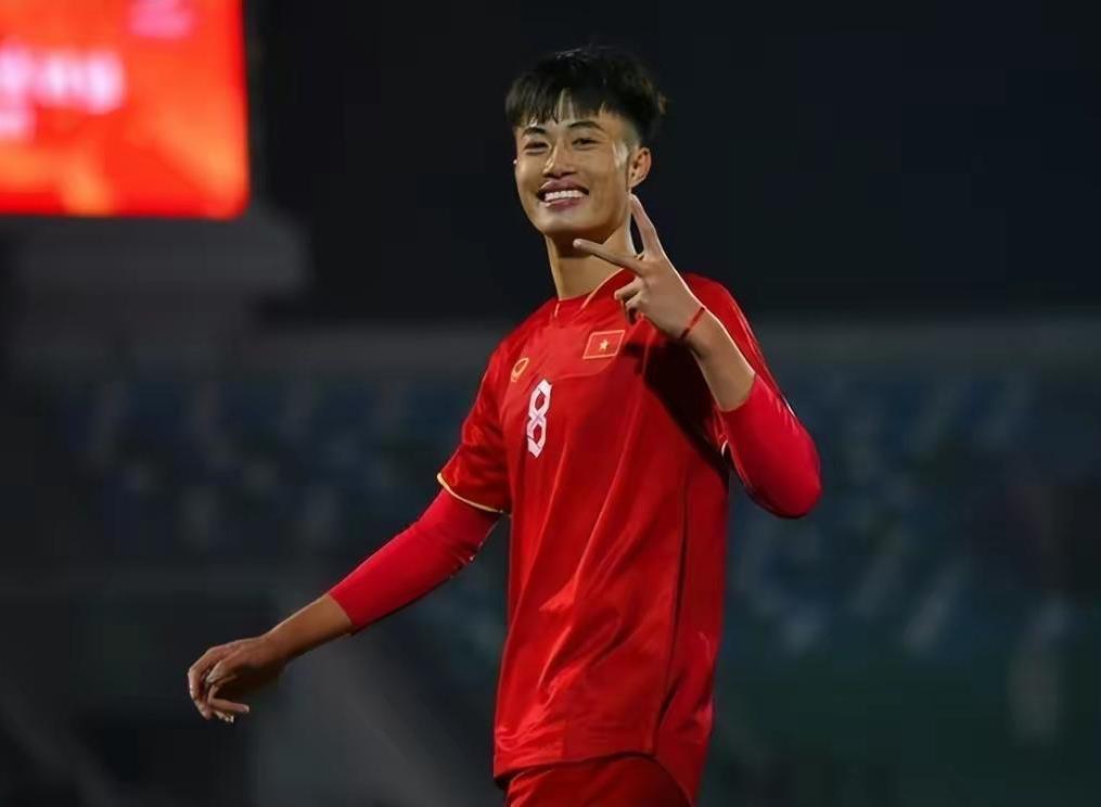 世界杯热身赛：中国队让对手望尘莫及