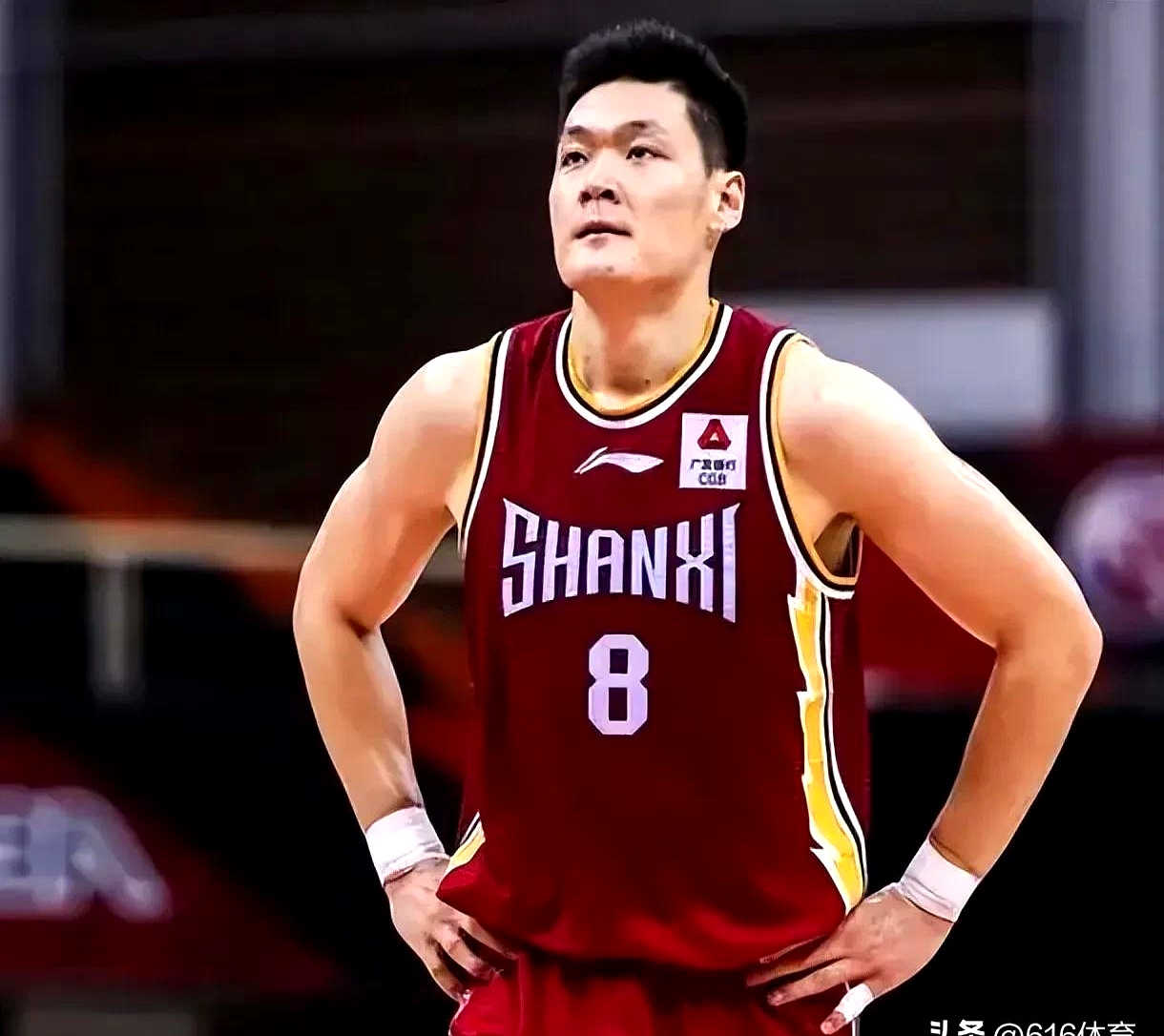 精确传球,助球队打出胜利配合 精确传球,助球队打出胜利配合