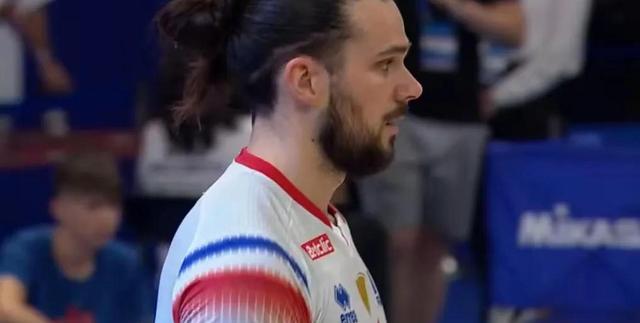 包含青海海宁憾负对手，实力尚待提升的词条