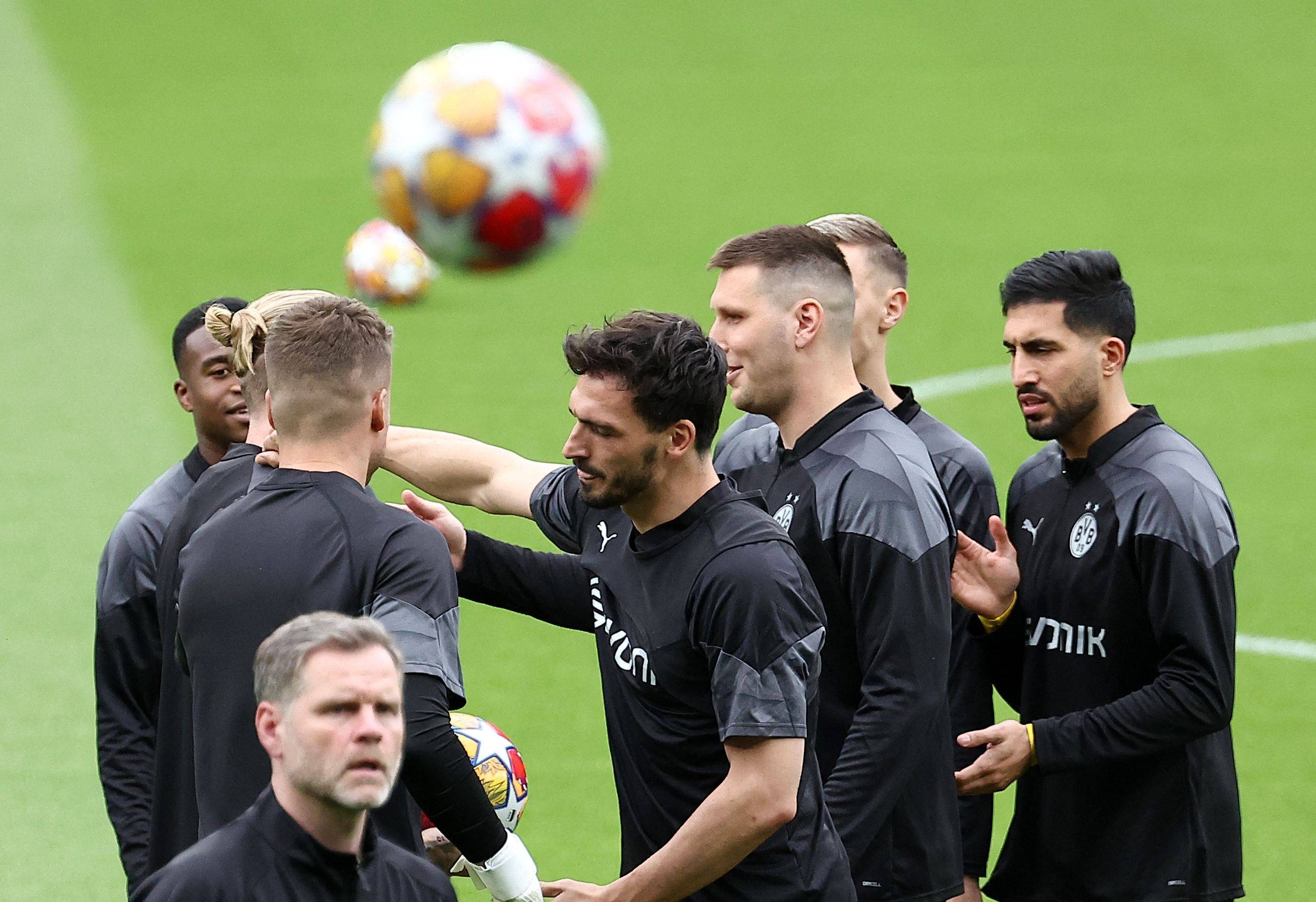 关于多特蒙德客场战胜对手，提升球队士气的信息