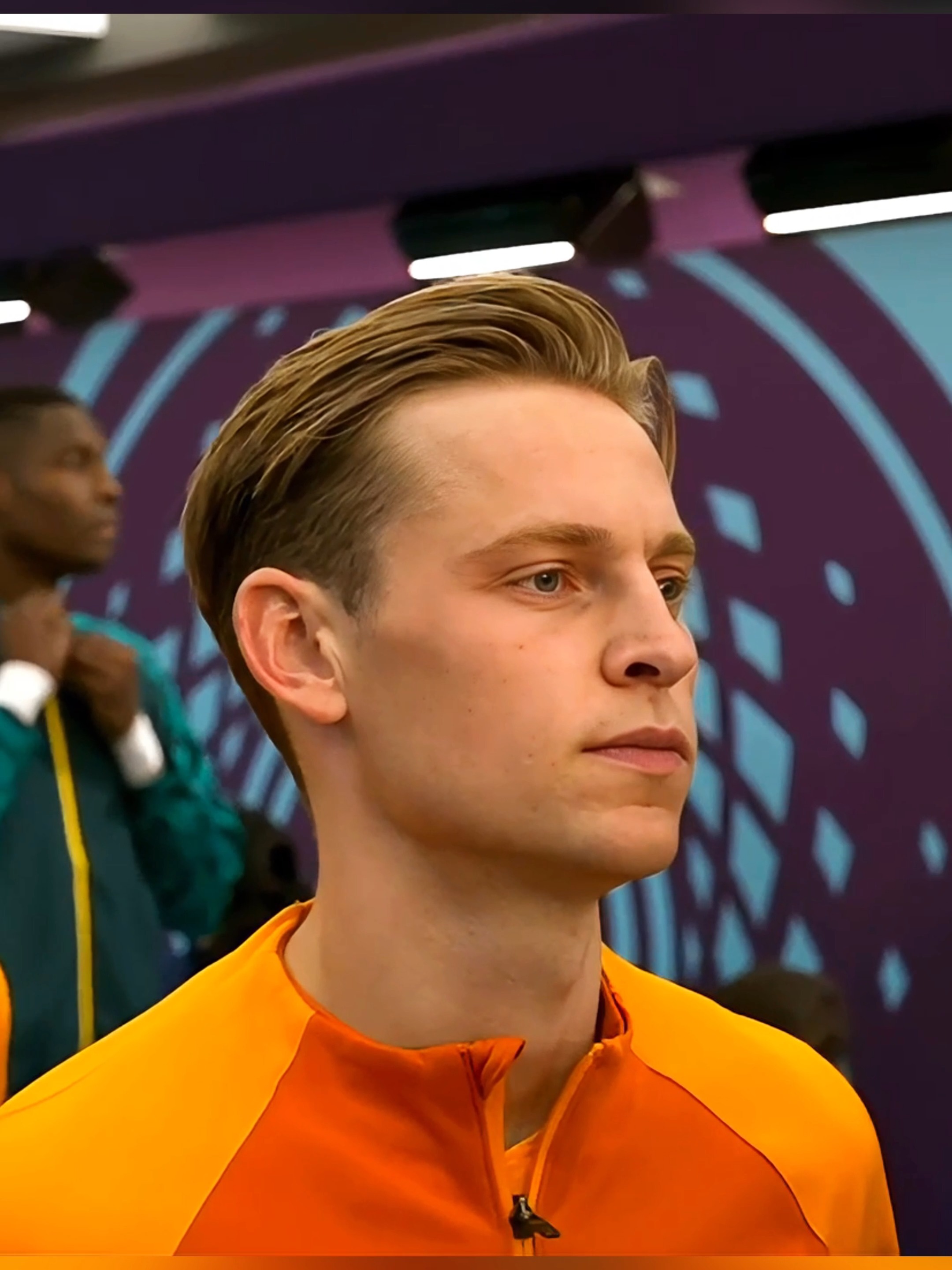 荷兰球队签下一名年轻有潜力的球员的简单介绍 荷兰球队签下一名年轻有潜力的球员的简单介绍