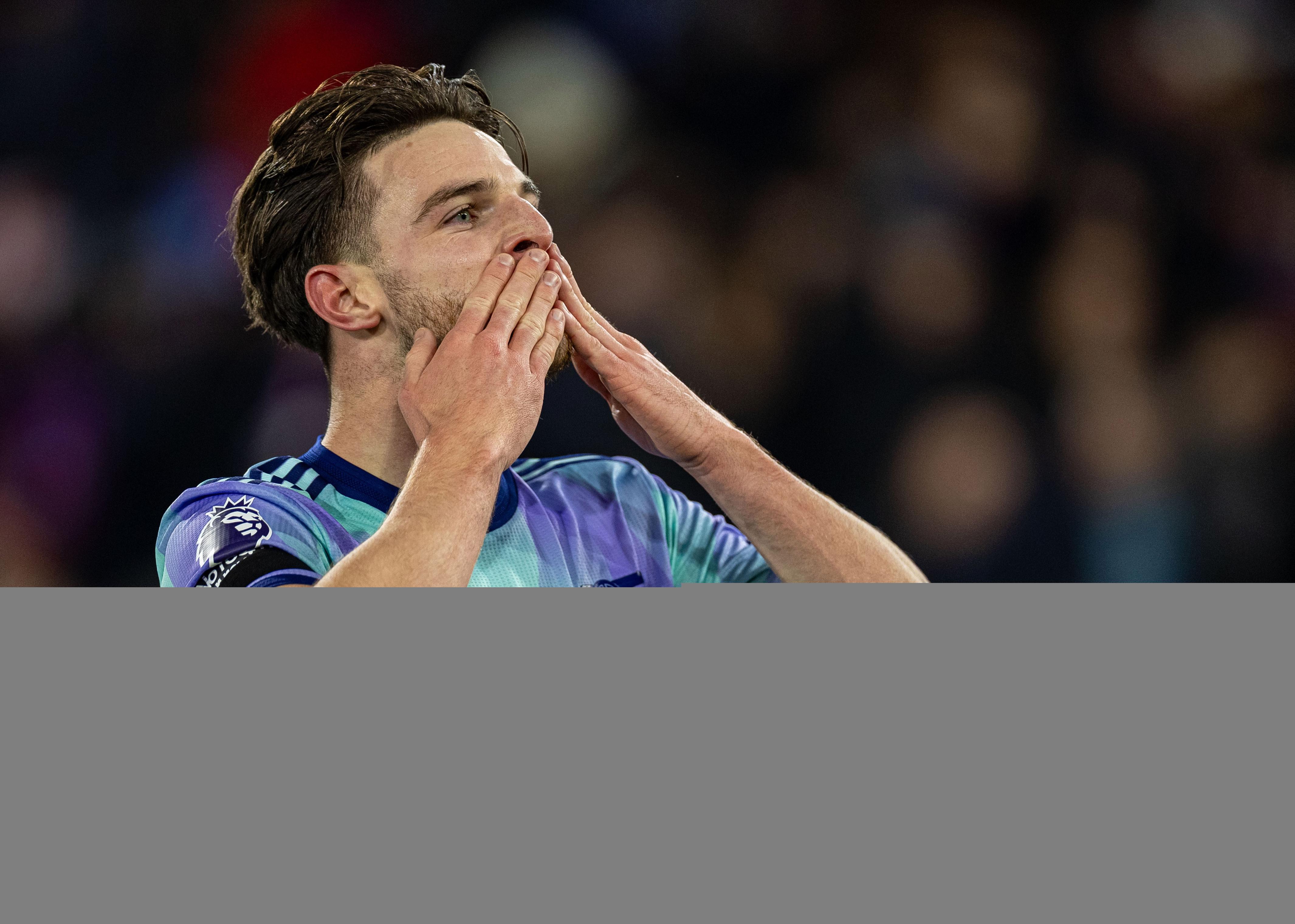 阿森纳前锋在国家队比赛中获胜 阿森纳前锋在国家队比赛中获胜