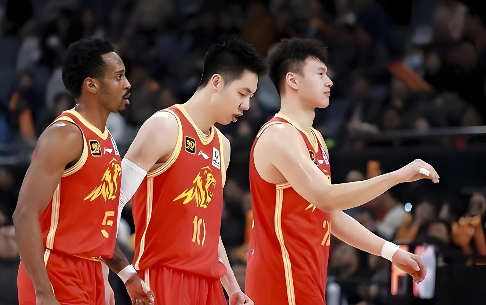 劲敌碰撞！国内球队凭实力取得胜利的简单介绍