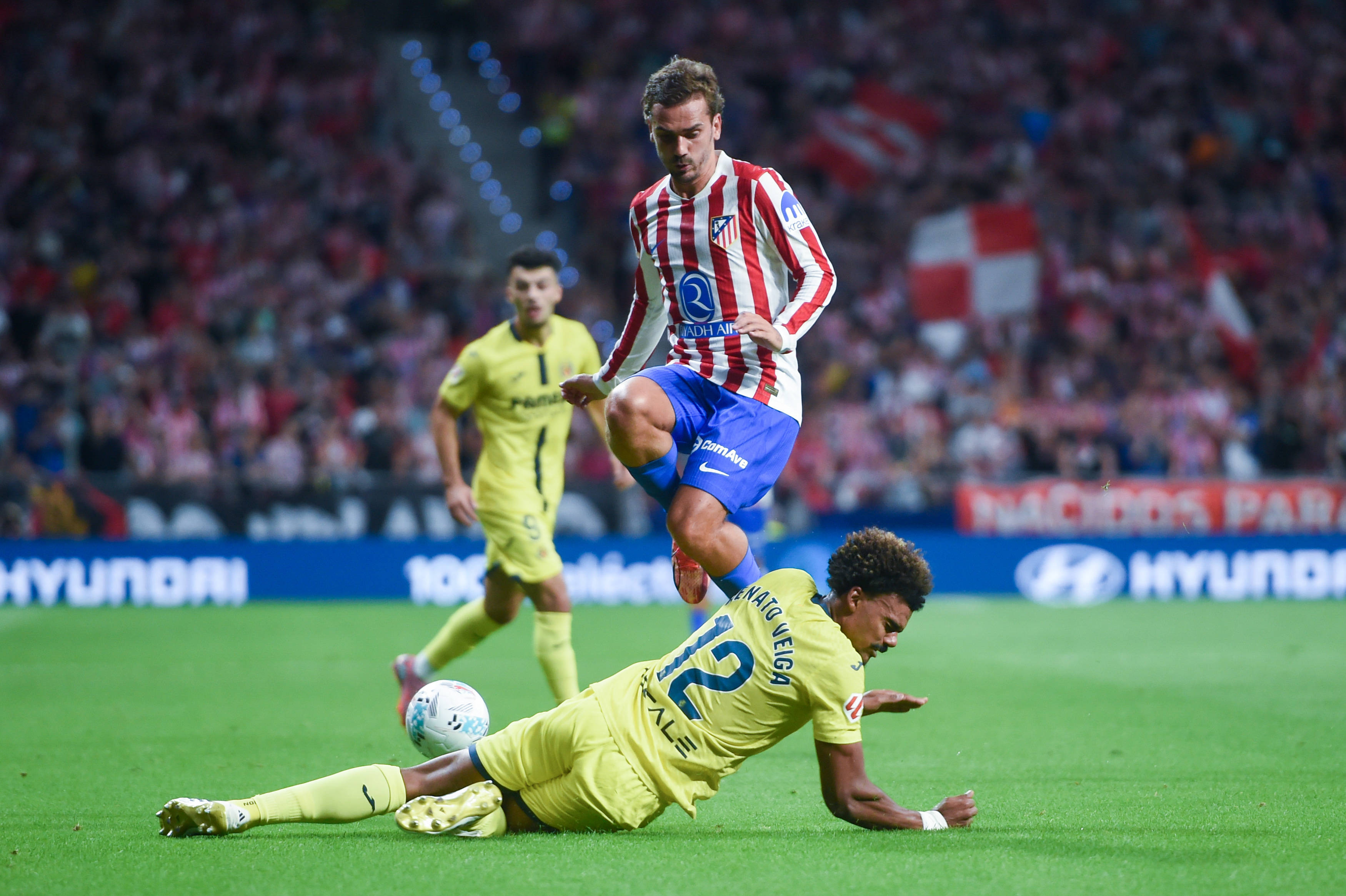 比利亚雷亚尔球员加布里埃尔受到伤病困扰