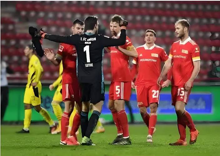 斯图加特客场胜利,逆袭排名的简单介绍 斯图加特客场胜利,逆袭排名的简单介绍