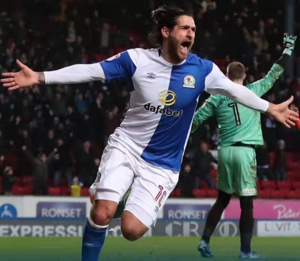 西布朗终结连败,保级压力依旧的简单介绍 西布朗终结连败,保级压力依旧的简单介绍