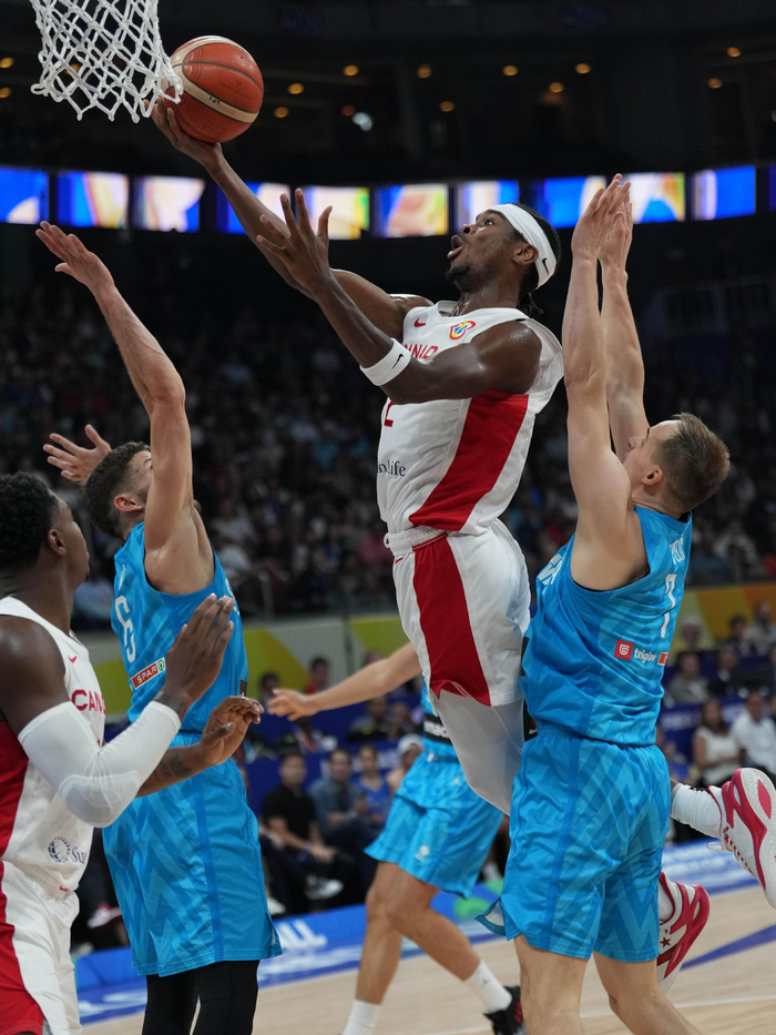 意外之喜!乌克兰队成功晋级篮球世界杯四强 意外之喜!乌克兰队成功晋级篮球世界杯四强