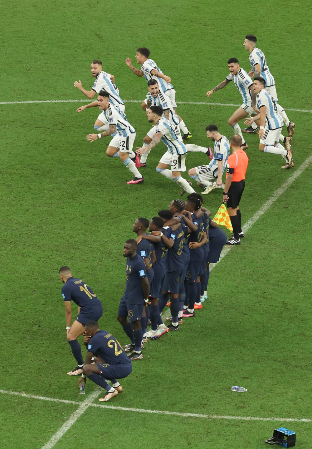 阿根廷足球甲级联赛拉普拉塔击败拉普拉塔决胜球夺冠的简单介绍