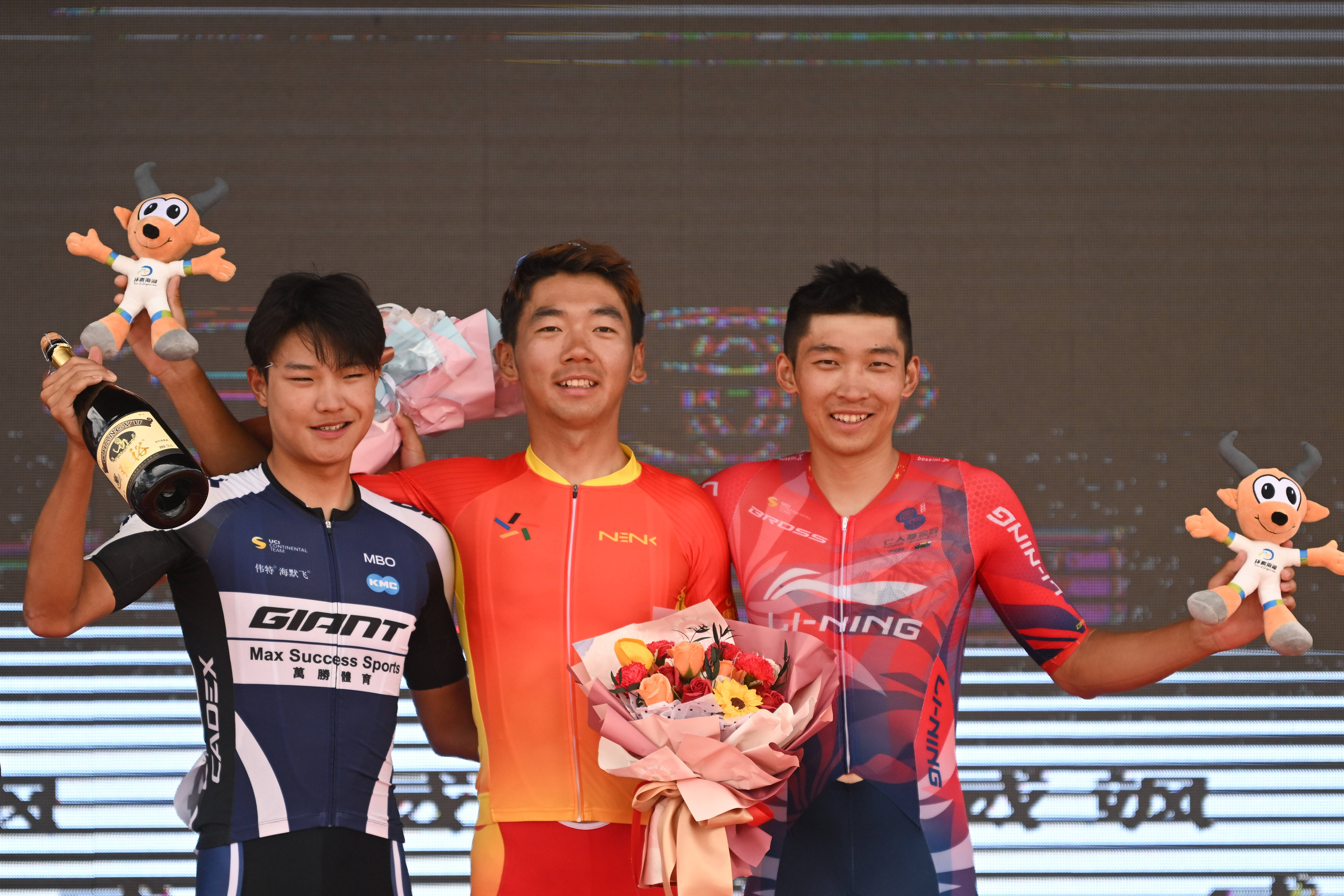 甘肃队在艰难比赛中突围，成功晋级