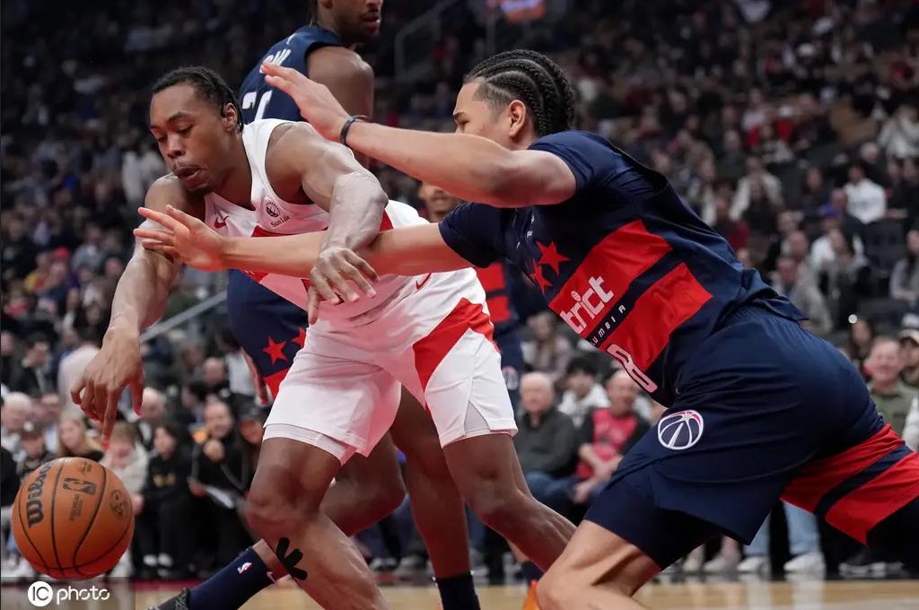 猛龙击败鹈鹕,保持北部优势 猛龙击败鹈鹕,保持北部优势