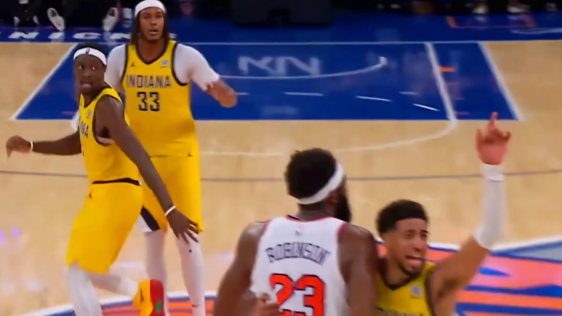 步行者惨败凯尔特人,遭遇尴尬 步行者惨败凯尔特人,遭遇尴尬